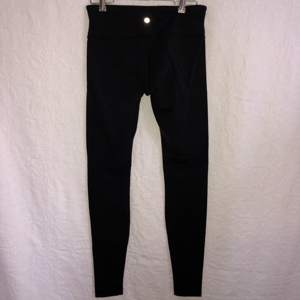 Lululemon Women’s Size 6 Mid-Rise Leggings